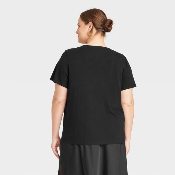 Ava & Viv Black V-Neck Tee Women’s Plus Size 4x - Picture 2 of 10